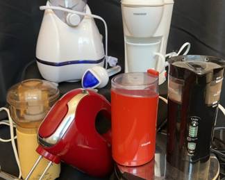 Mr. Coffee coffee grinder
Krupa coffee mill
Sunbeam Oskar Jr chopper plus 
Hamilton beach electric knife
Black and decker waffle maker
Oster mixer with attachments and carrying case
Toastess 1-cup coffee maker
Back to basics smoothie freeze blender