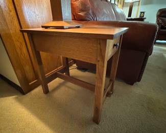 Stickley Rectangular End Table 26"D x 17"W x 26.5 "H Mission Collection - #54 Aurora