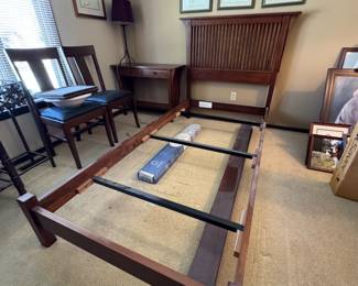 Stickley Twin size Spindle Bed                                            Mission Collection Cherry #91 Bristol