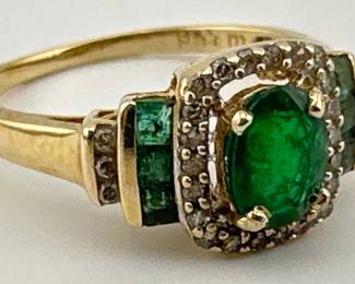14kt Brazilian oval emerald, diamond ring with 2017 GIA report