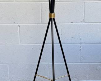 Outstanding Italian Standing Stilnovo 1950’s floor lamp