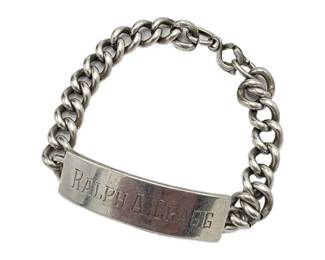 Sterling Chain ID Bracelet

GW Product Sterling


L x W: L 21cm&nbsp; W 1cm (chain)

Clasp: Claw

Weight: 34.35 grams&nbsp;


Estimated Melt Value: $28.55&nbsp; as of (01/07/2025)

Buyer is responsible to pay for Shipping and Ins (See Shipping Details)&nbsp;