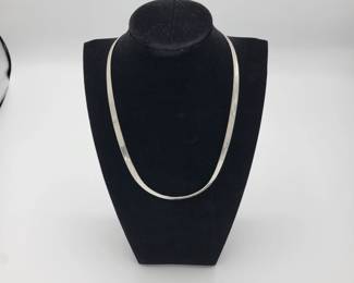 Lot 38 925 Italian Herringbone Necklace Hallmarks IBB (Internation Boullin Brothers Brokers & Metal) Condition is good L x W:  l 18.5"  W 6mm  Thickness 1mm Clasp: Lobster Claw Weight: 16.04   Estimated Melt Value: $13.34  as of (01/06/2025) Buyer is responsible to pay for Shipping (See Shipping Details)       