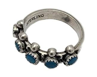 Sterling Vintage Native Bell Trading Post Turquoise Ring

Sz 4

Weight: 2.78&nbsp;

Estimated Melt Value: $ 6.97&nbsp; as of (01/07/2025)

Buyer is responsible to pay for Shipping and Ins (See Shipping Details)&nbsp;