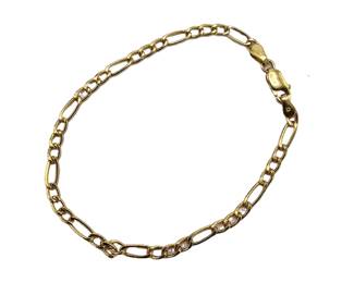 14k Italian Figaro Chain Link Bracelet

Hallmarks 585 / Italy&nbsp;


Condition: Good

L x W: L 18.5cm&nbsp; W 3.5mm

Clasp: Lobster Claw

Weight: 1.85 grams&nbsp;

Estimated Melt Value: $ 90.62&nbsp; as of (01/07/2025)

Buyer is responsible to pay for Shipping Ins (See Shipping Details)&nbsp;