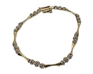 10k Diamond Bracelet

Hallmark ZRW

L x W: L 19.5cm&nbsp; W 4mm

Clasp: Bracelet Catch

Weight: 5.31 gram&nbsp; (including stones)

Estimated Melt Value: $187.77 as of (1/5/25) (including stones)

Buyer is responsible to pay for Shipping and Ins (See Shipping Details)
