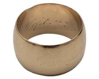 14k Gold Thick Wedding Band

Sz 5.5

Hallmark: 14K

Weight&nbsp; 6.83 Grams

Estimated Melt Value: $326.20&nbsp; as of (12/22/204)

Buyer is responsible to pay for Shipping & Insurance (See Shipping Details)&nbsp;