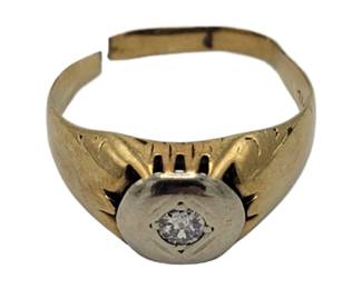 14k Ring

Weight 5.7 grams (with stone)

Estimated Melt Value: $283.91 as of (1/2/25) (with stone)

Buyer is responsible to pay for Shipping and Ins (See Shipping Details)