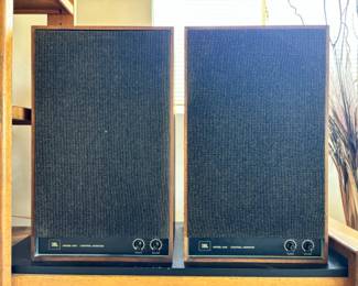 True Legacy Premium - JBL Speakers Model 4310