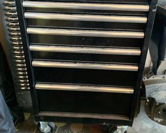 True Legacy Premium: Husky Toolbox
