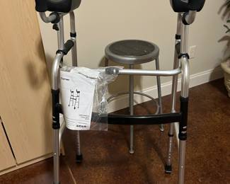 walker with arm extensions