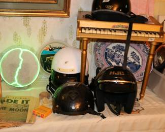 Borg Alcove Plasma Light, Star Trek - Mini Toy Piano - Motorcycle Helmets 