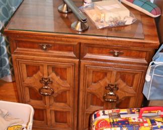 Sewing Machine in Cabinet