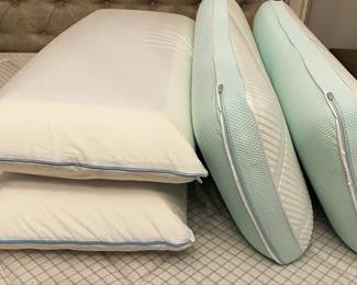 luxury Tempur-Pedic pillows