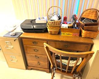 Baumritter desk with chair