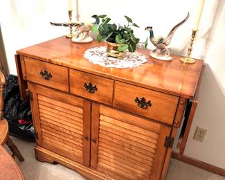 Atkins maple cabinet 