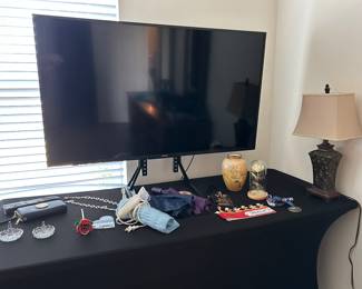 Best Buy Toshiba Dolby Vision 55" (April 2021)TV 