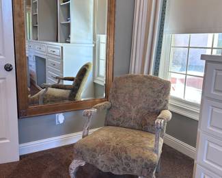 Upholstered side chair