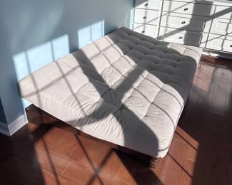 Linen futon