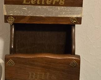 Wood letter holder
