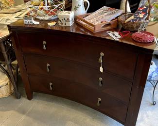 Ethan Allen buffet server cabinet or dresser, Christmas