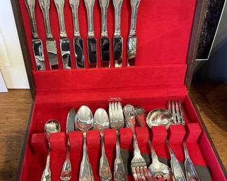 Silver plate flatware set