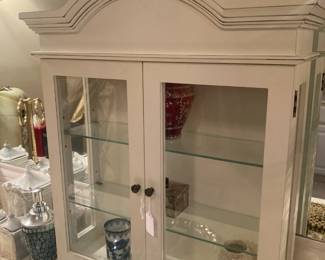 Great size cabinet