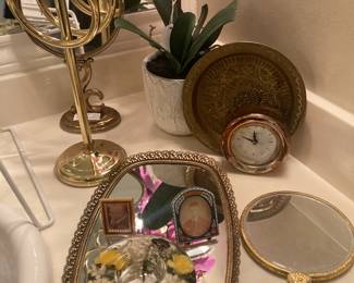 Lovely bathroom accessories