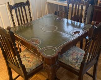 What a GREAT game table by Maitland-Smith ! Exceptional!!