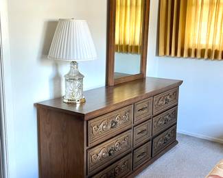 5-piece MCM Bassett bedroom Set