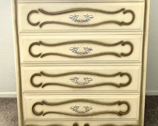 FRENCH PROVINCIAL 4-DRAWER DRESSER