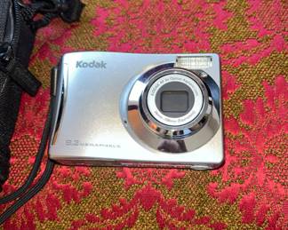 Kodak 8.2 Megapixels with case