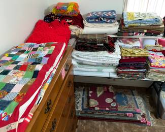 GREAT LINEN ROOM!