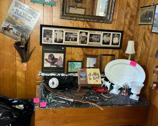 Lots of western / old west decor & collectables