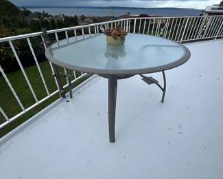 Patio table