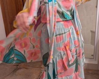 Flowy Summer Dress - 4 Pieces