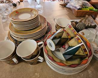 Vintage Pfaltzgraf Dinnerware