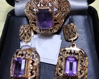 14kt gold Pierced earrings and ring 