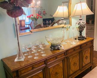 gorgeous sideboard--can you see the magnificent punch bowl and gold mirror?
