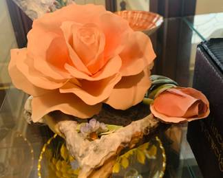 very large and perfect Boehm "Lady Helen Rose"--dated 1981