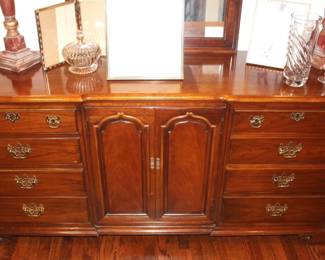 $250.00. Thomasville Dresser w/mirror. 72" w x 20" d x 32" h. Mirror: $250.00. 31" w x 50" h.