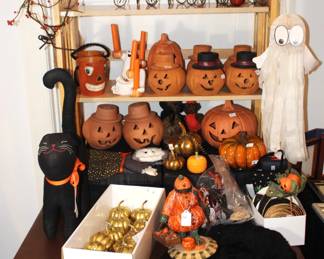 Variety of Halloween items.