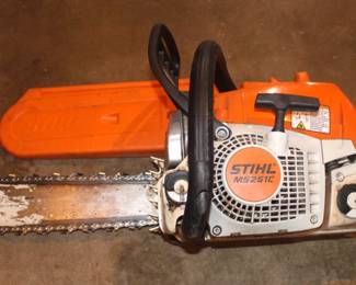 BUY IT NOW! $195.00. Stihl MS 251C w/18" bar, starts and works.