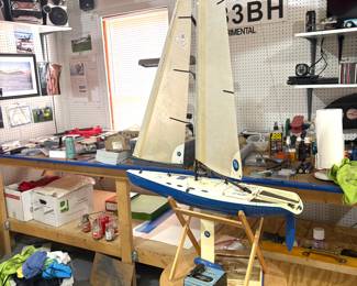 Mega tech Nirvana sailboat with controller, 64” x 32”