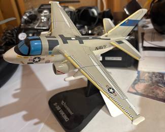 9 /2 x 12” Lockheed S-3B Viking Model