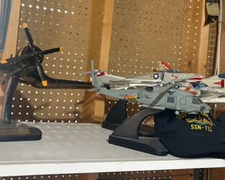 Model planes