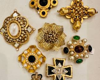 Vintage brooches, including St. John, Barrera, Carlisle, Ciner, Dubin NR others