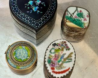 Trinket boxes
