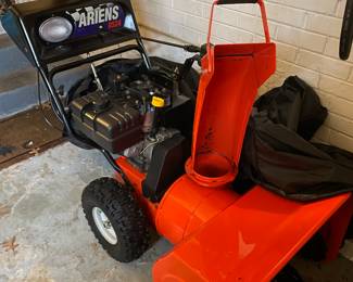 Ariana 8524 snow blower 