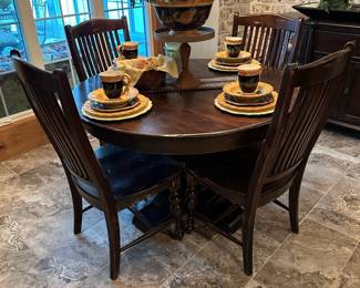 CANADEL Solid Wood Round Dining Room Table Set